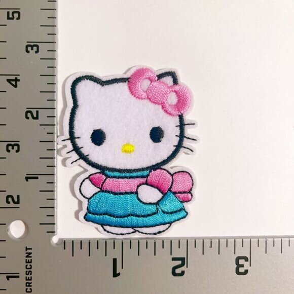 Cute Hello Kitty-iron on patch - Picture 2 of 3